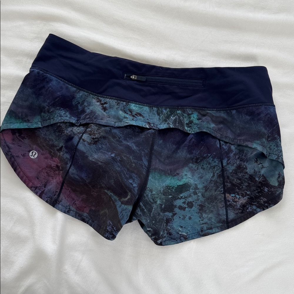 Lululemon Speed Shorts 2.5in